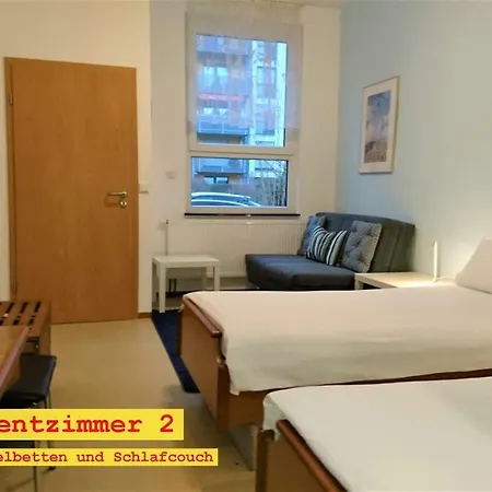 Apartment Doppel-appartement Salzbrunner Str. 11, Langwasser Mitte Nuremberg