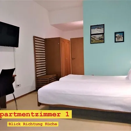 Doppel-appartement Salzbrunner Str. 11, Langwasser Mitte Daire Nürnberg